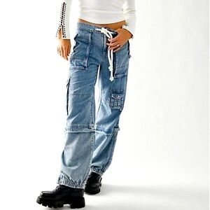 NWOT Free People South Bay Utility Cargo Jeans Pants Baggy Slouchy Light Blue.